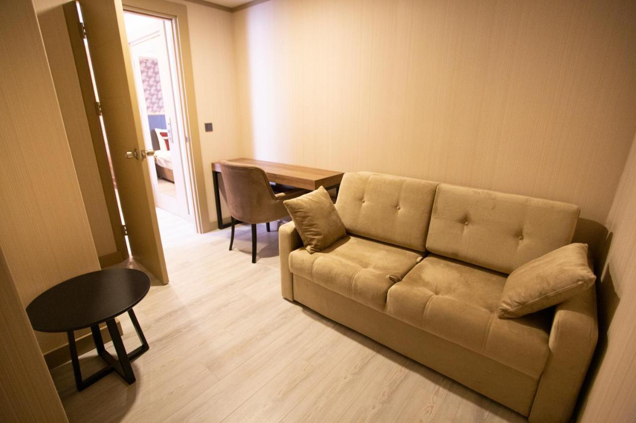 Besiktas Serenity Hotel イスタンブール エクステリア 写真